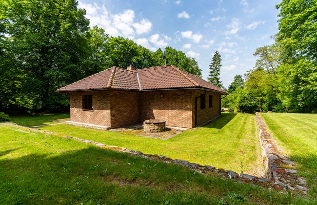 Casa de 6 quartos em Člunek com piscina privada e jardim - Foto 41
