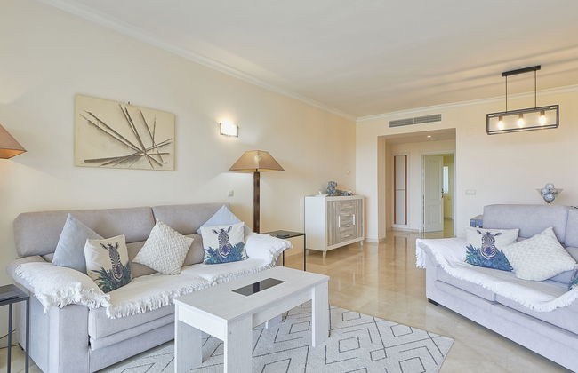 Appartement de 4 chambres à Benahavís avec piscine et jardin - Photo 4