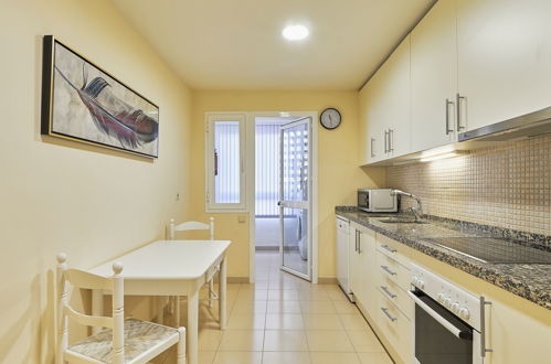 Foto 9 - Apartamento de 3 quartos em Benahavís com piscina e vistas do mar