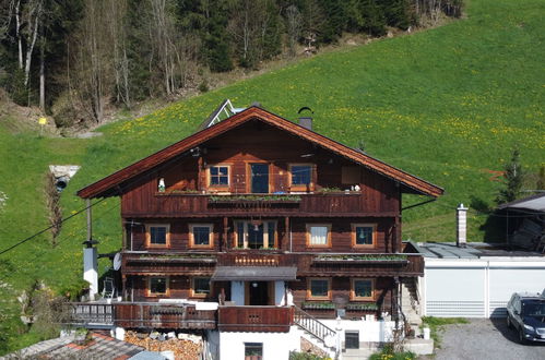 Foto 1 - Appartamento con 2 camere da letto a Fügenberg con giardino e vista sulle montagne