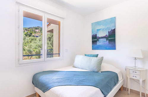 Foto 11 - Apartamento de 2 quartos em Bormes-les-Mimosas com piscina e vistas do mar