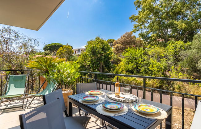 Appartamento con 2 camere da letto a Bormes-les-Mimosas con piscina e giardino - Foto 14