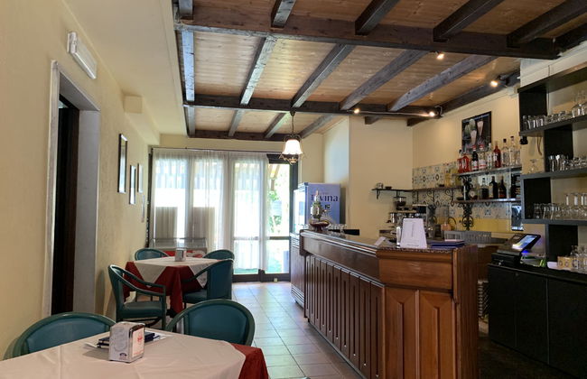 2 bedroom Apartment in Costermano sul Garda with swimming pool and garden - Photo 23