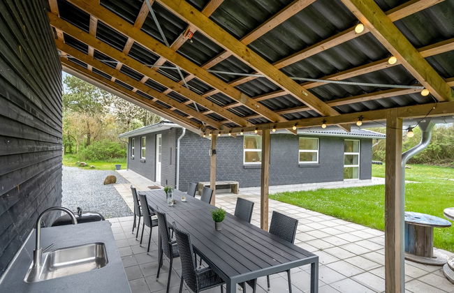 4 bedroom House in Spøttrup with terrace - Photo 10