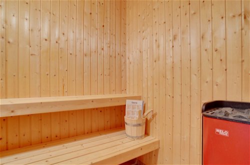 Foto 10 - Casa de 3 quartos em Harrerenden com terraço e sauna