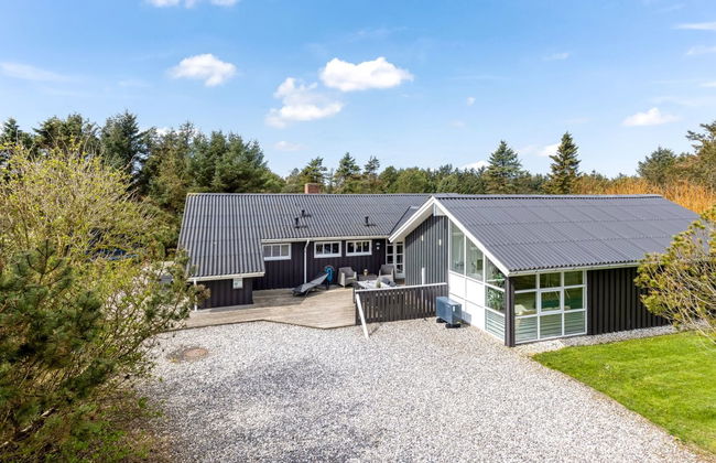 Casa de 4 quartos em Løkken com piscina privada e terraço - Foto 1