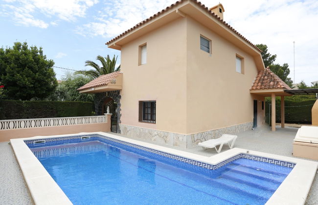 Maison de 4 chambres à l'Ametlla de Mar avec piscine privée et jardin - Photo 1