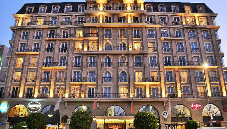 Photo 1 - Cape Royale Residences