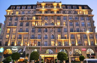 Photo 1 - Cape Royale Residences