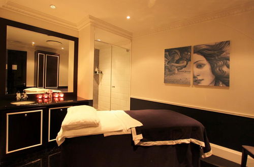 Photo 14 - Cape Royale Residences