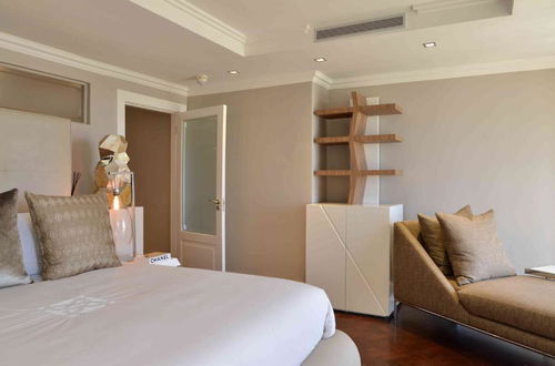 Photo 8 - Cape Royale Residences