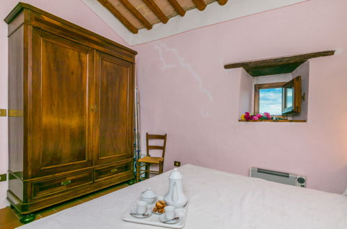 Foto 17 - Casa de 2 quartos em Castellina in Chianti com piscina e terraço