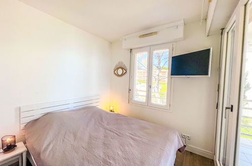 Photo 28 - Appartement de 1 chambre à Cavalaire-sur-Mer avec terrasse