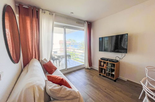 Photo 26 - Appartement de 1 chambre à Cavalaire-sur-Mer avec terrasse