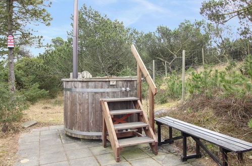 Photo 22 - Maison de 4 chambres à Vejers Strand avec terrasse et sauna