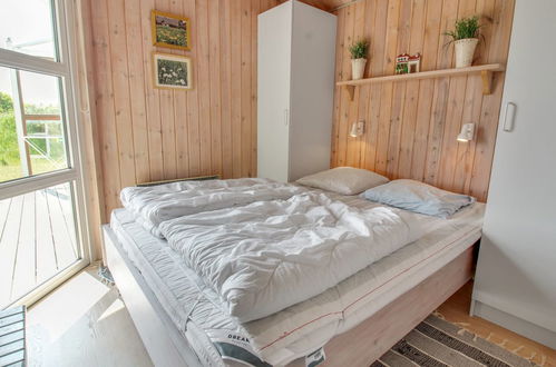 Photo 17 - 4 bedroom House in Hvide Sande with terrace and sauna