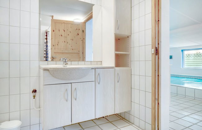 Casa de 4 quartos em Løkken com piscina privada e terraço - Foto 9