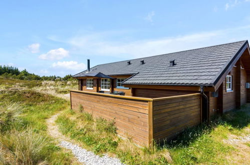 Foto 29 - Casa de 3 quartos em Klitmøller com terraço e sauna