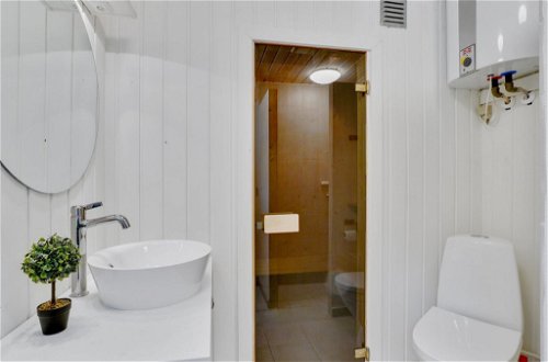 Foto 6 - Casa de 4 habitaciones en Klitmøller con terraza y sauna