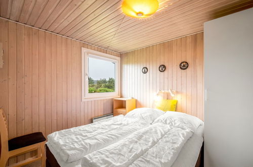 Foto 17 - Casa de 2 quartos em Hvide Sande com terraço e sauna