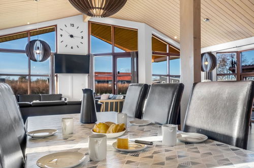 Photo 7 - Maison de 4 chambres à Idestrup avec piscine privée et terrasse