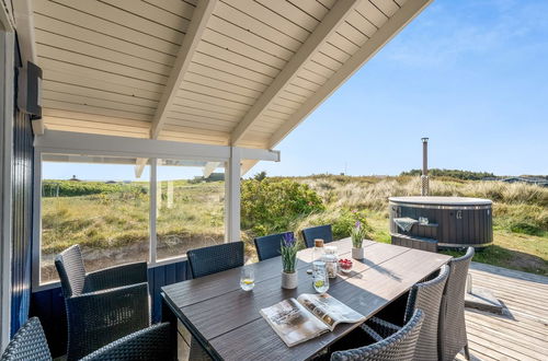 Foto 20 - Casa de 2 quartos em Hvide Sande com terraço e banheira de hidromassagem
