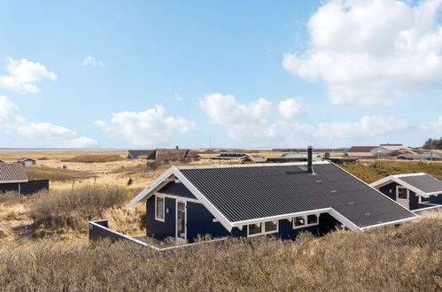 Foto 23 - Casa de 2 quartos em Hvide Sande com terraço e banheira de hidromassagem