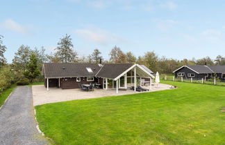 Photo 1 - Maison de 4 chambres à Væggerløse avec terrasse et sauna