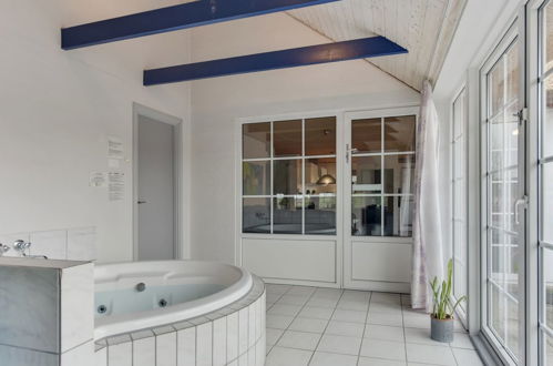 Photo 31 - Maison de 6 chambres à Rømø avec piscine privée et sauna
