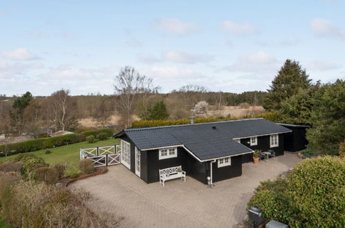 Photo 2 - Maison de 3 chambres à Dronningmølle avec terrasse