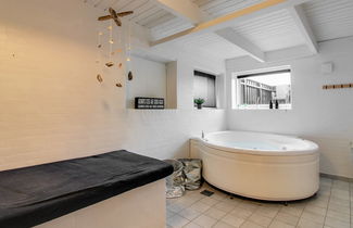 Foto 2 - Casa de 4 quartos em Rindby Strand com terraço e sauna