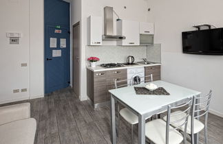 Foto 3 - Appartamento con 1 camera da letto a Rimini con vista mare