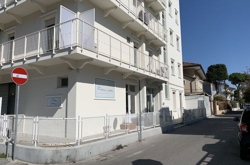 Foto 6 - Appartamento con 1 camera da letto a Rimini con vista mare