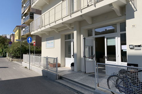 Photo 8 - 1 bedroom Apartment in Rimini with sea view