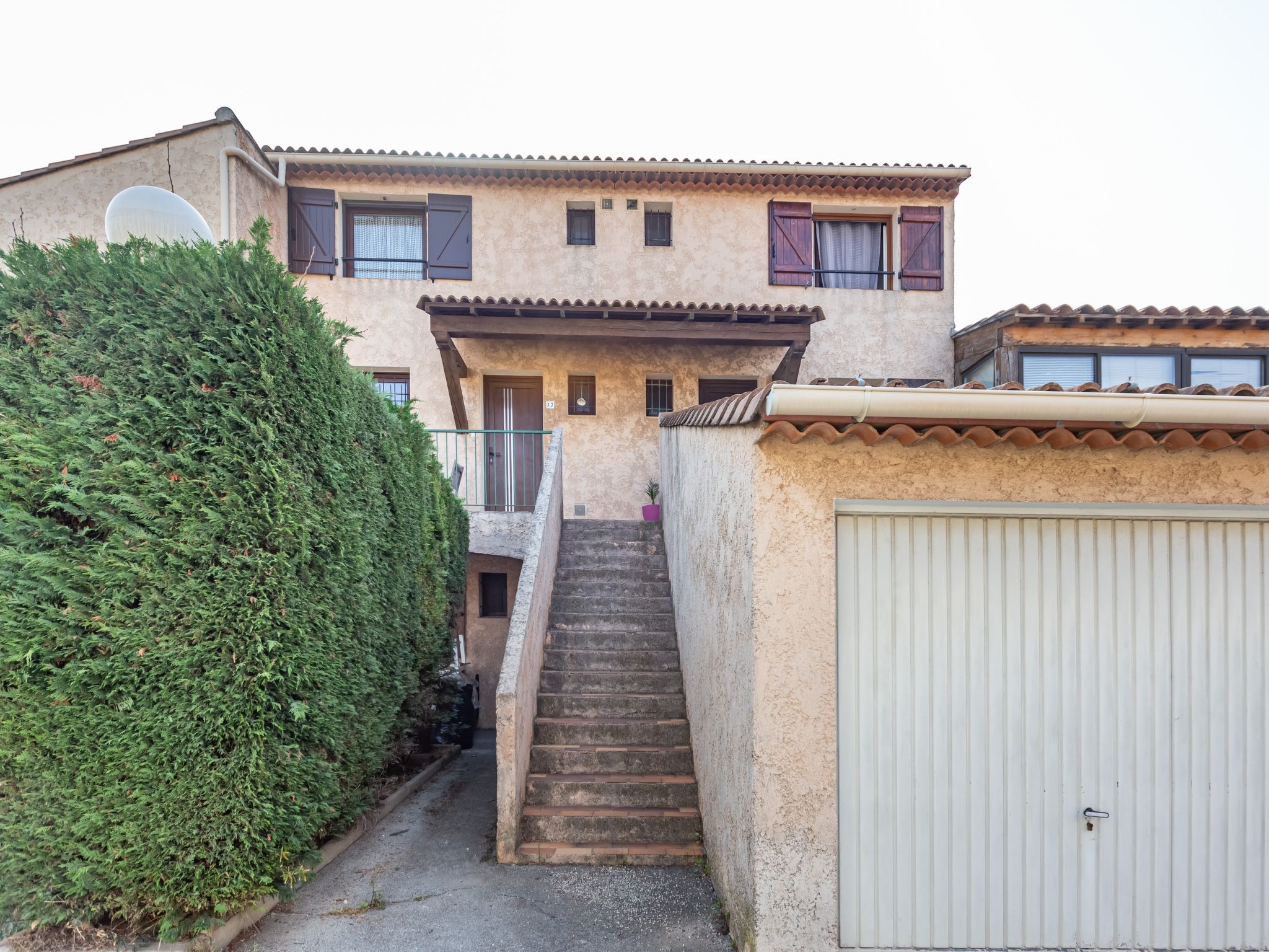 Photo 15 - Apartment in Carqueiranne with terrace and sea view