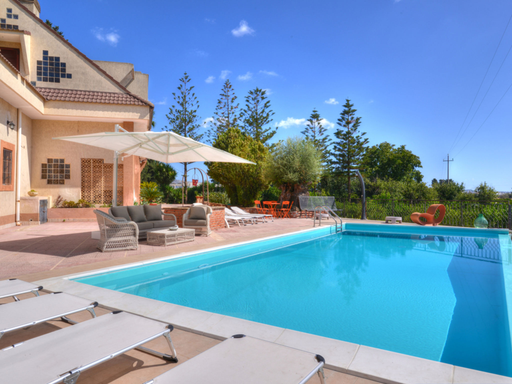 Foto 1 - Casa de 5 habitaciones en Siracusa con piscina privada y vistas al mar