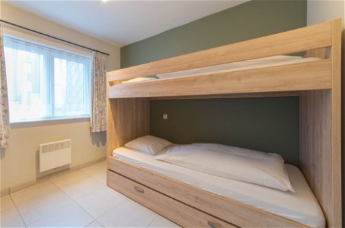 Foto 11 - Appartamento con 2 camere da letto a Blankenberge con vista mare