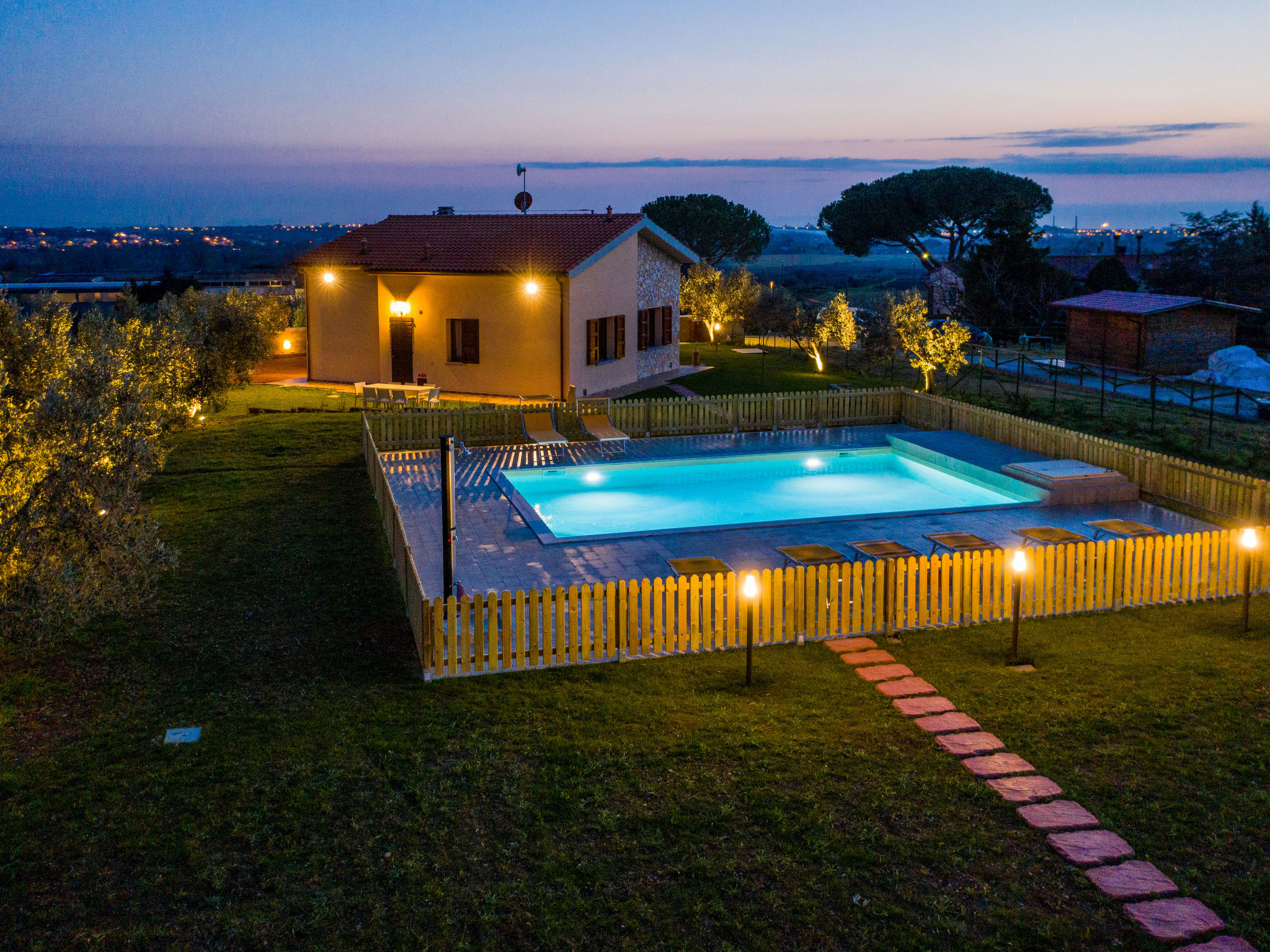 Photo 45 - Maison de 4 chambres à Riparbella avec piscine privée et jardin