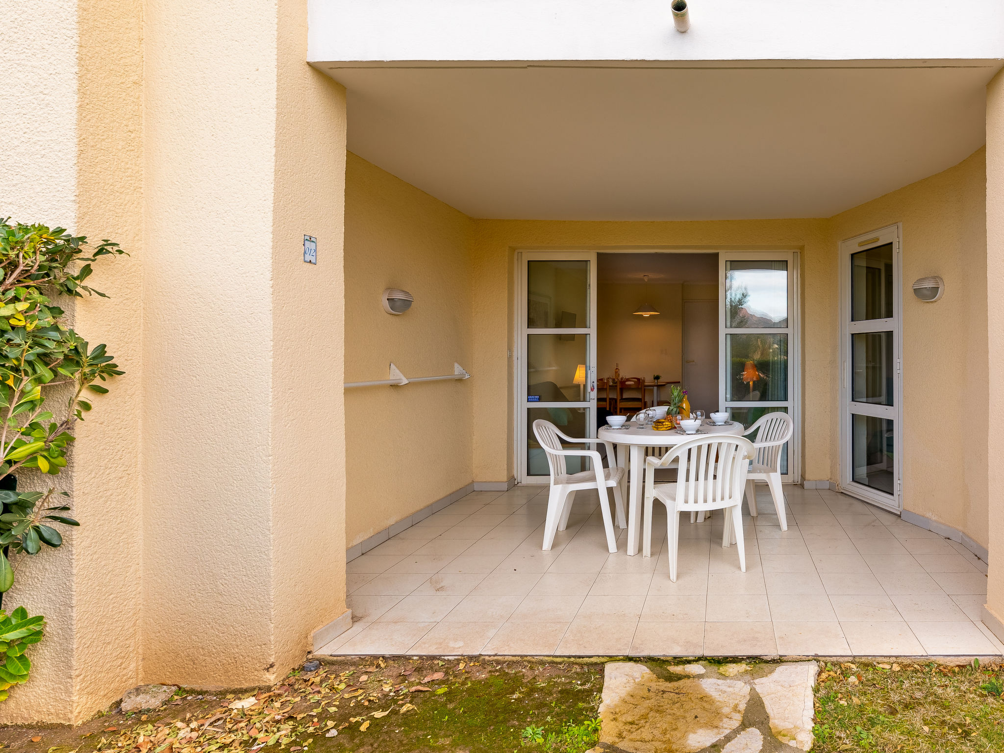 Foto 17 - Apartamento de 1 habitación en Saint-Raphaël con piscina y vistas al mar