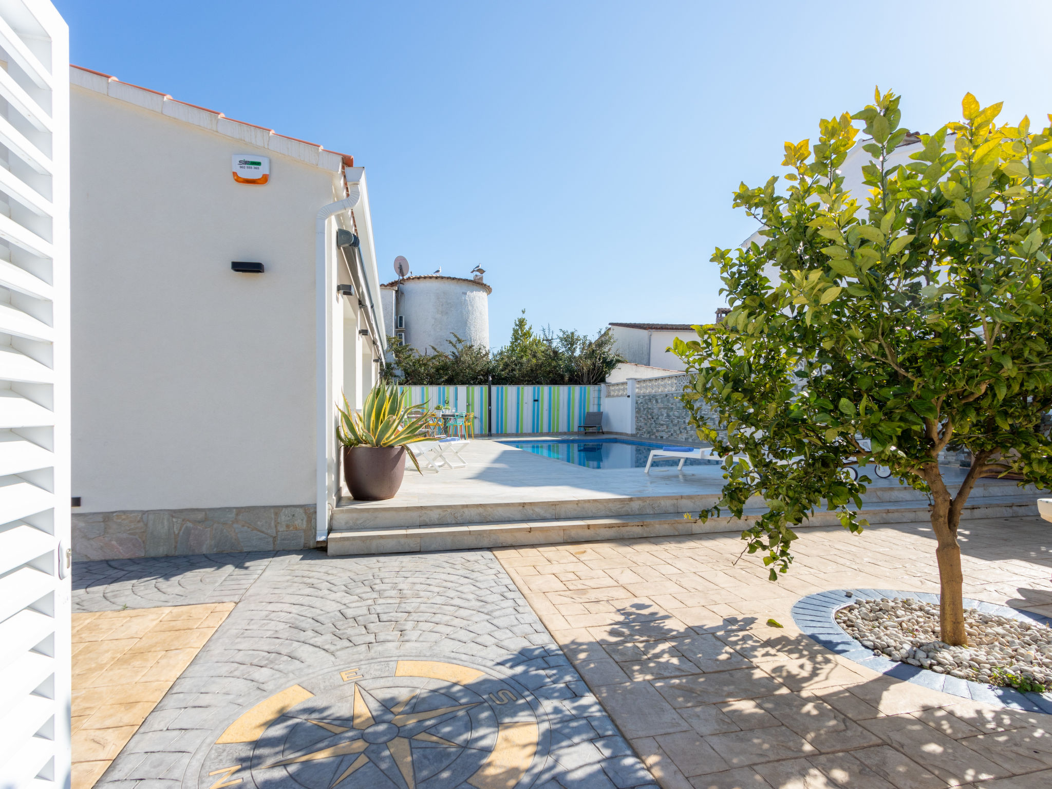 Foto 32 - Haus mit 3 Schlafzimmern in Castelló d'Empúries mit privater pool und blick aufs meer