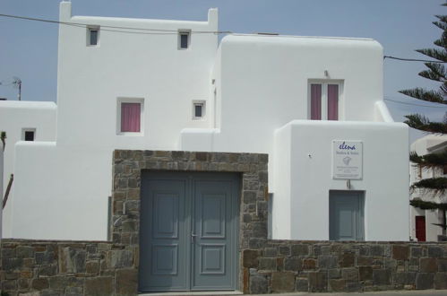 Foto 10 - Elena Studios & Suites