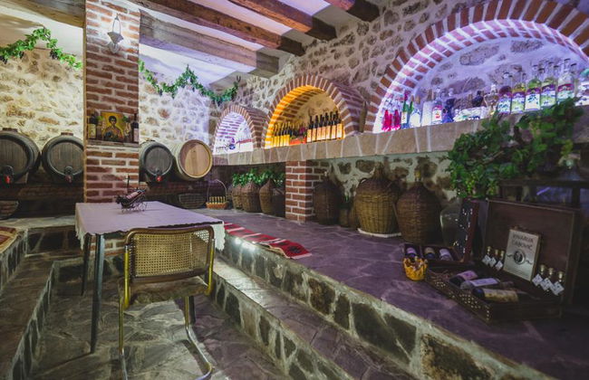 Ruta del Vino de Montenegro - Tour Privado - Foto 3