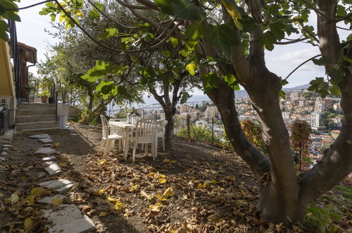 Photo 22 - Maison de 1 chambre à Sanremo avec jardin