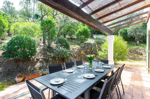 Photo 3 - Maison de 4 chambres à Sainte-Maxime avec piscine privée et vues à la mer