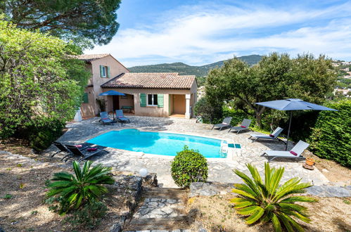 Foto 1 - Casa de 4 quartos em Sainte-Maxime com piscina privada e vistas do mar