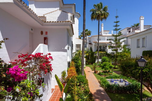 Foto 23 - Apartamento de 2 quartos em Marbella com piscina e vistas do mar