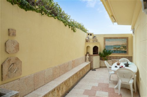 Foto 16 - Apartamento de 2 habitaciones en Ventimiglia con terraza y vistas al mar
