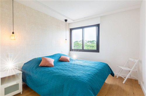 Foto 4 - Appartamento con 2 camere da letto a Sainte-Maxime con piscina e vista mare