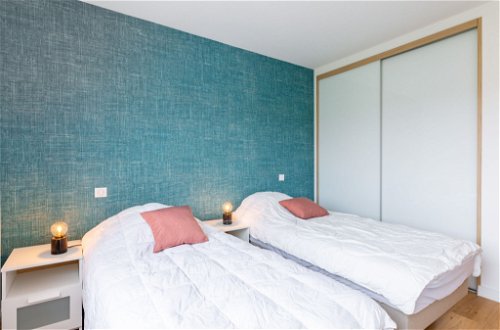 Foto 14 - Apartamento de 2 quartos em Sainte-Maxime com piscina e vistas do mar