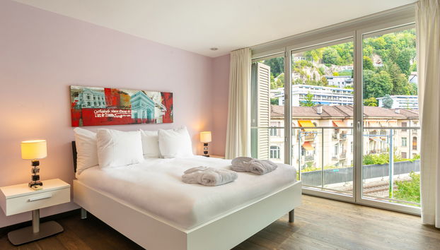 3 bedroom Apartment in Montreux with swimming pool and garden - Photo 3